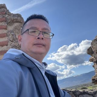 雨果 profile picture