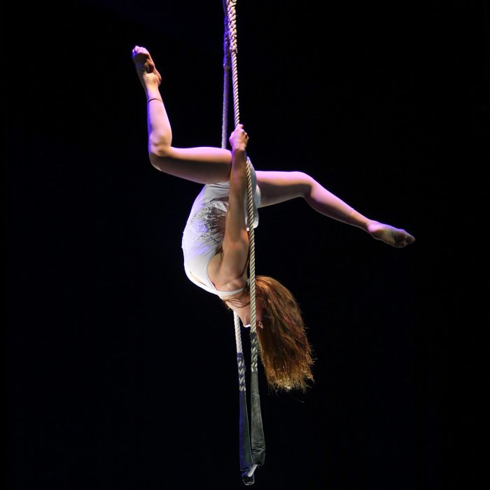 Aerial and acrobatic showacts von Mareike Koch Artistik