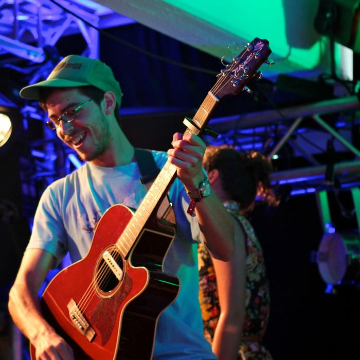 Live Performance by Dominik