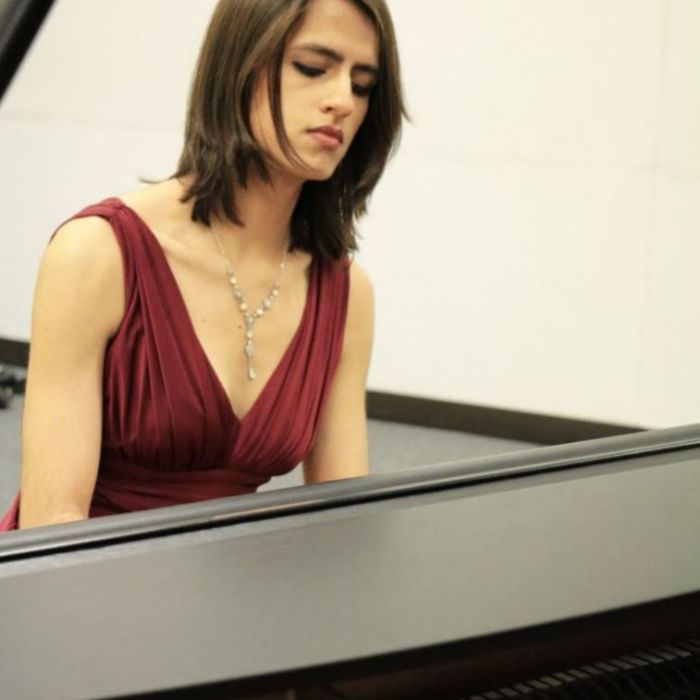 Piano for your wedding or company event von Holly Ann Shirra