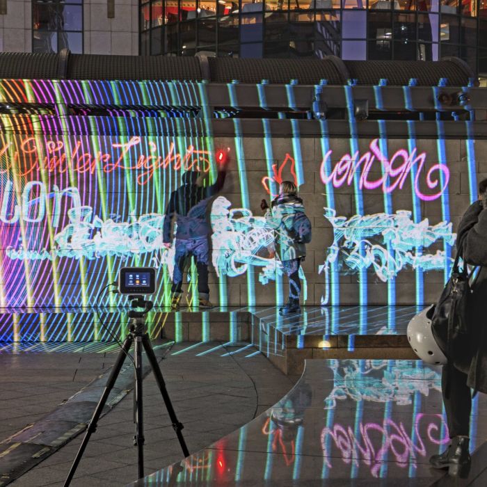 LumaPaint - Interactive Light Graffiti por Lichtfaktor