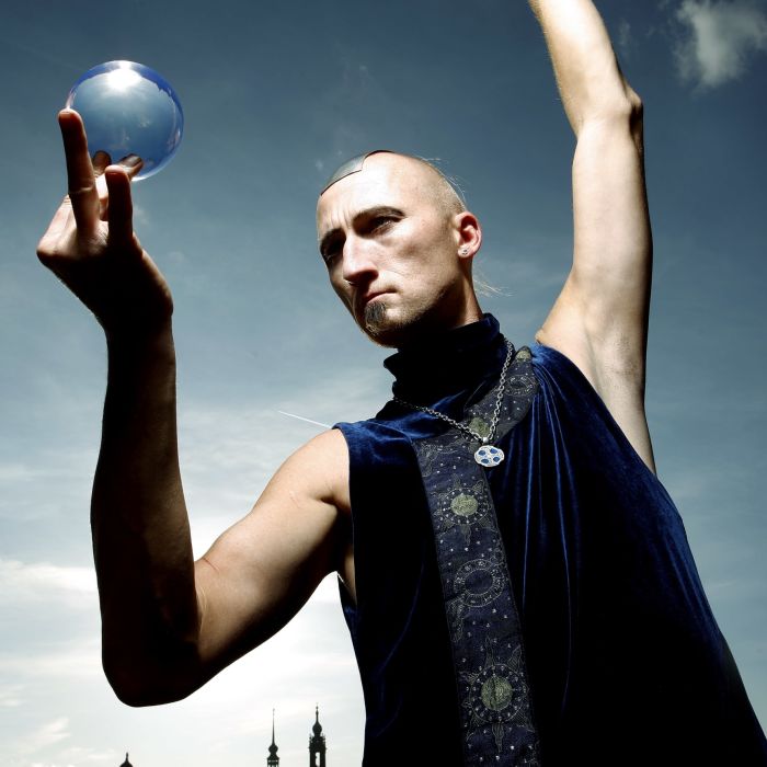 Contact juggling by Kelvin Kalvus