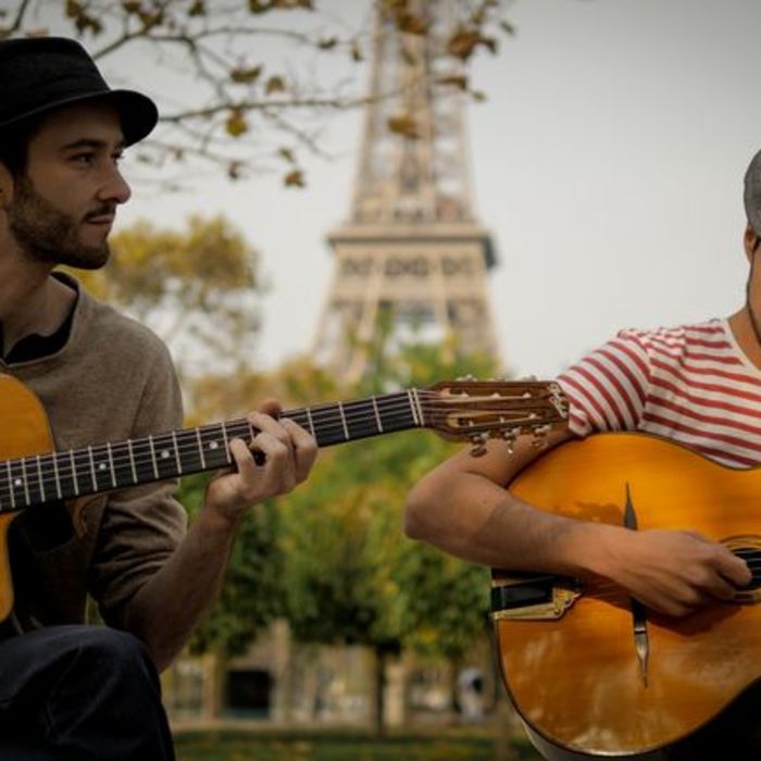 Live acoustic performance por Paris Music Tales
