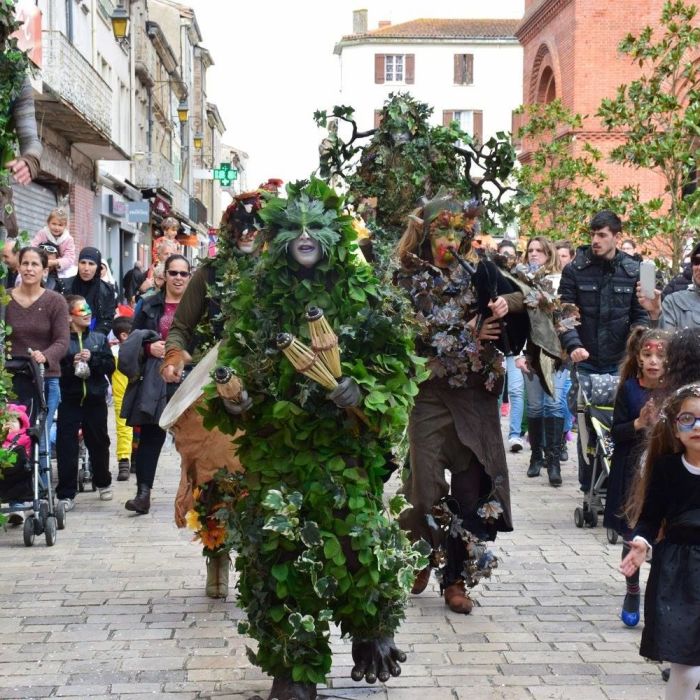 the spirits of the forest by Company Vaguabondes
