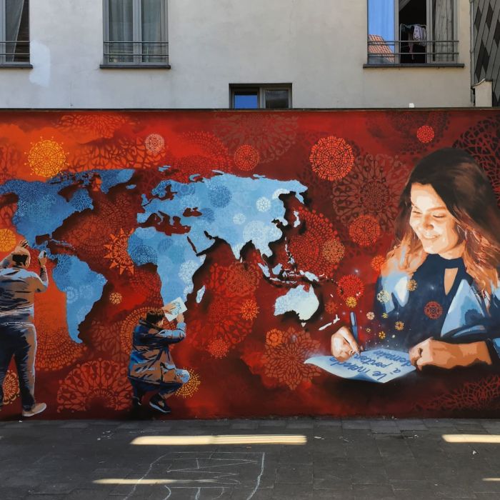 Participative mural and stencil workshops von Samuel Idmtal