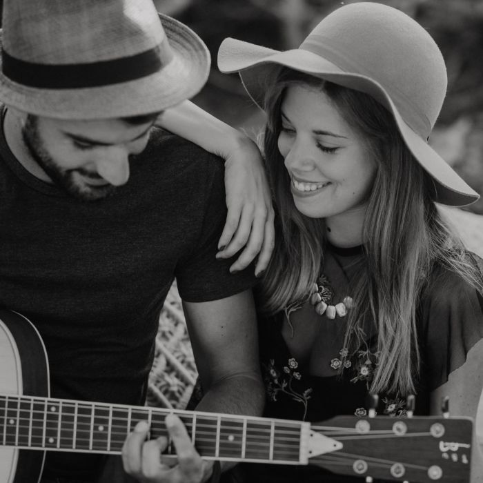 Acoustic music for Weddings/Events von When She Met Him