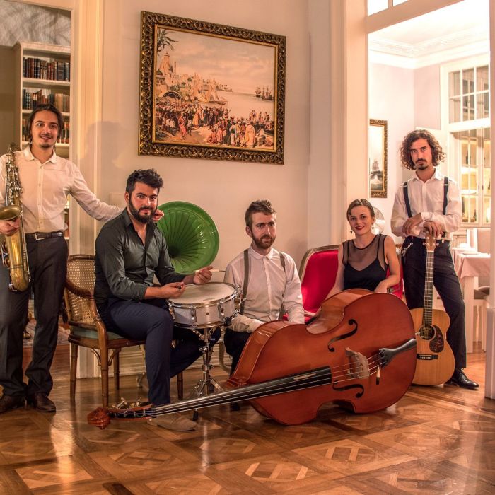 Concerto de Swing por 24 Robbers Swing Band