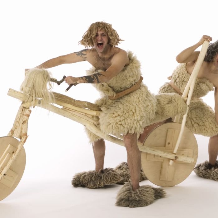 Die Neandertaler por foolpool - performance.show.walkact
