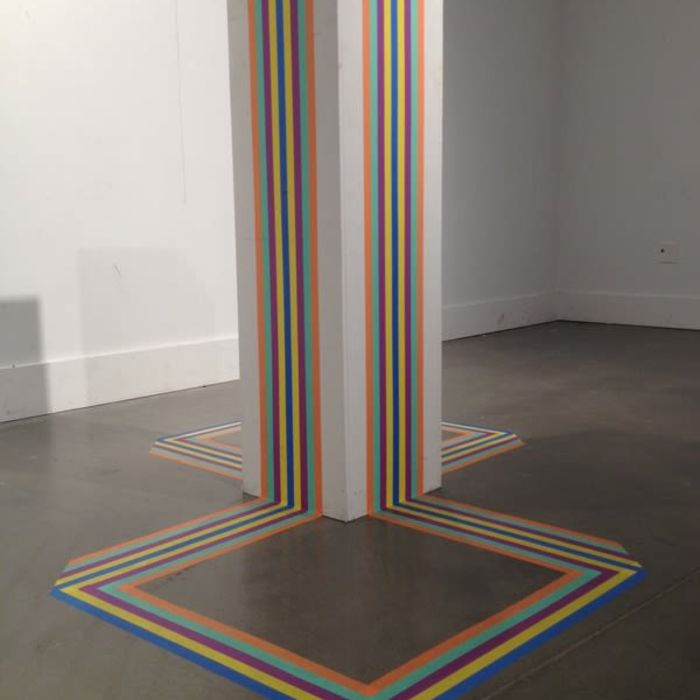 Tape Sculptures por Katelyn Liepins