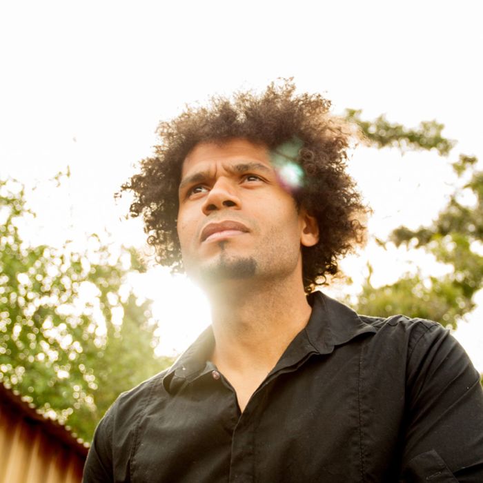 Singer/Songwriter Live performance por Damen Samuel