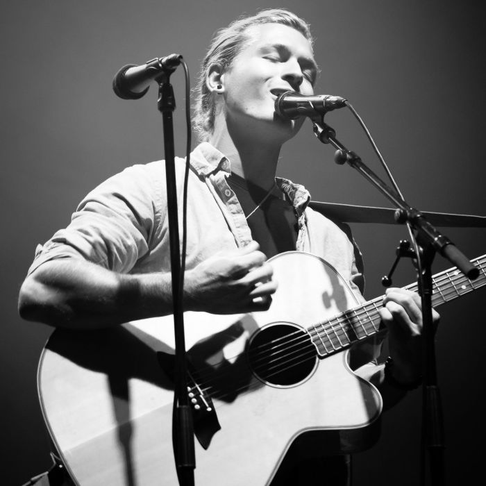 Live Music Performance por Erik Chirkoff