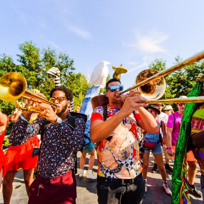 Ritmo Percussion marching band por Ritmo Percussion