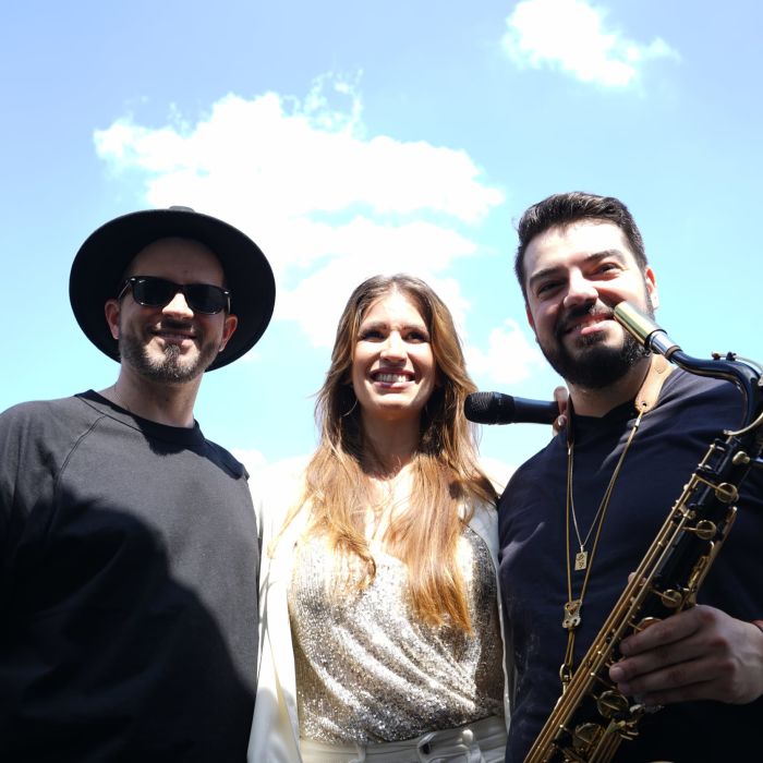 Dj, Saxophon & Singer por DeeJay MiBA