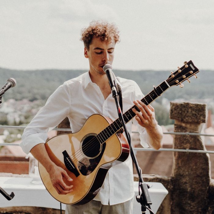 Musikalische Begleitung für Eure Hochzeit von Elias Tebroke