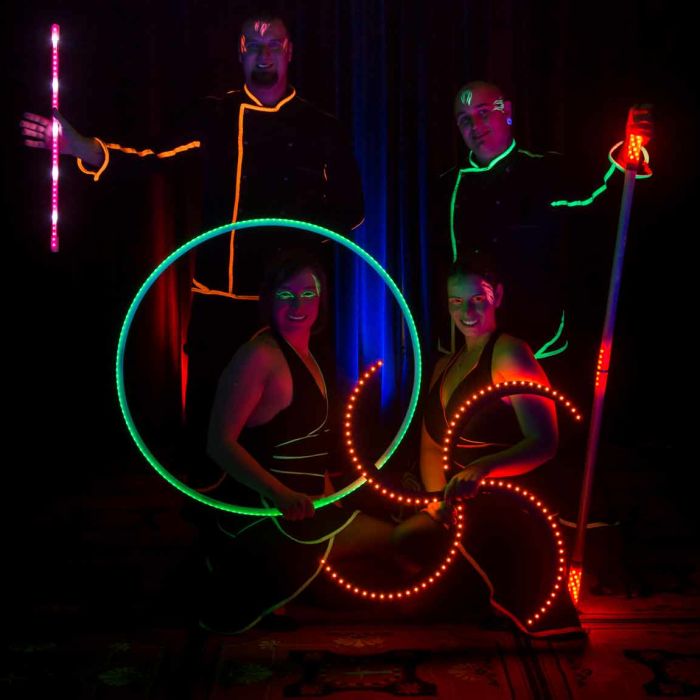 Lichtshow mit Foto- & Logoeinbindung by Freaks on Fire – Feuershow & Lichtshow
