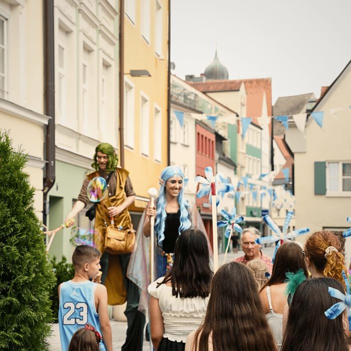 Walking Act - Stilts von Circ'Onirico