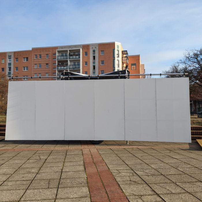 Mobile Graffiti Wall von Beatsen