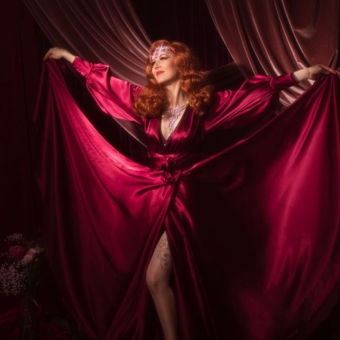 Classic Burlesque Show Act by Ruby de Cadence