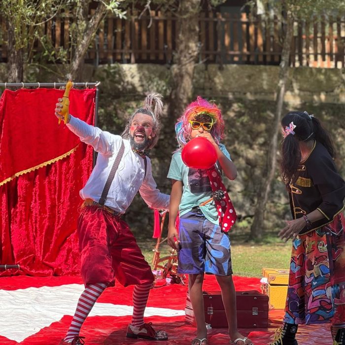 Palito e Mozzarella Clown  por Mr. Milk and Friends