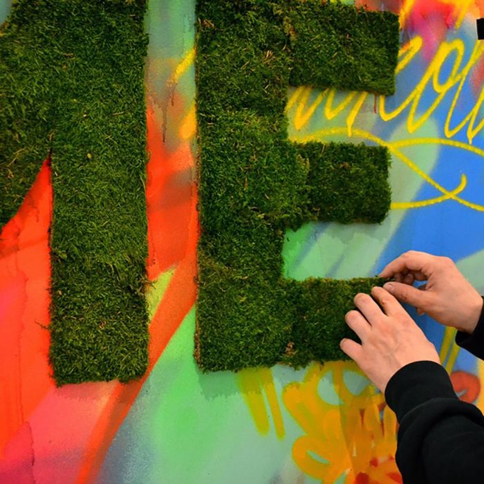 Custom Moss Graffiti/Art & Green Installations von Philip Wallisfurth