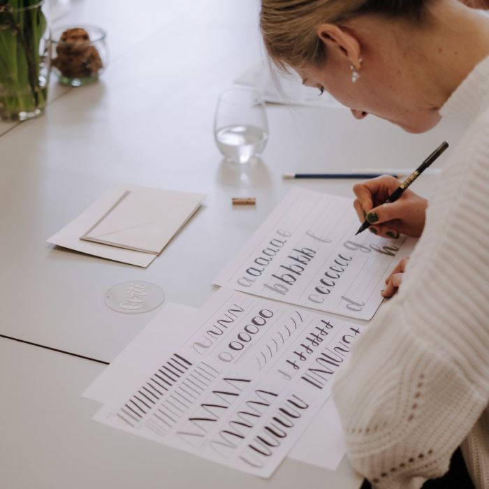 Handlettering Workshops für Unternehmen von Lettered by Michi