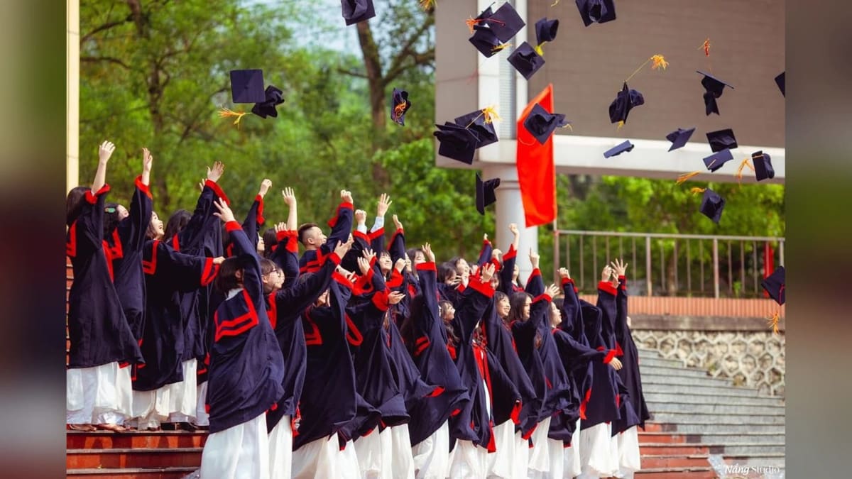 Choosing the Right Executive PhD Program: 7 Factors to Consider