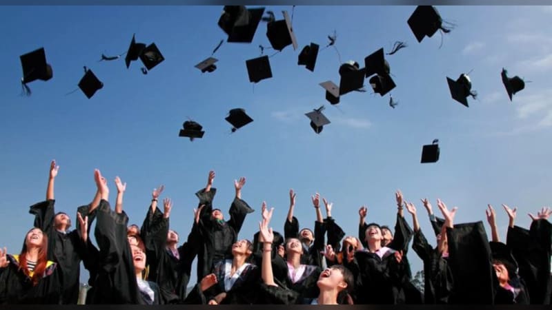 1 Year PhD Online UK vs Traditional PhD