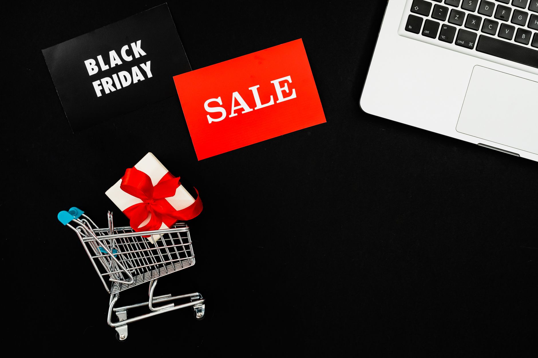 How Online Shops and Healthy Information Can Help You in Achieving Your Fitness Goal
