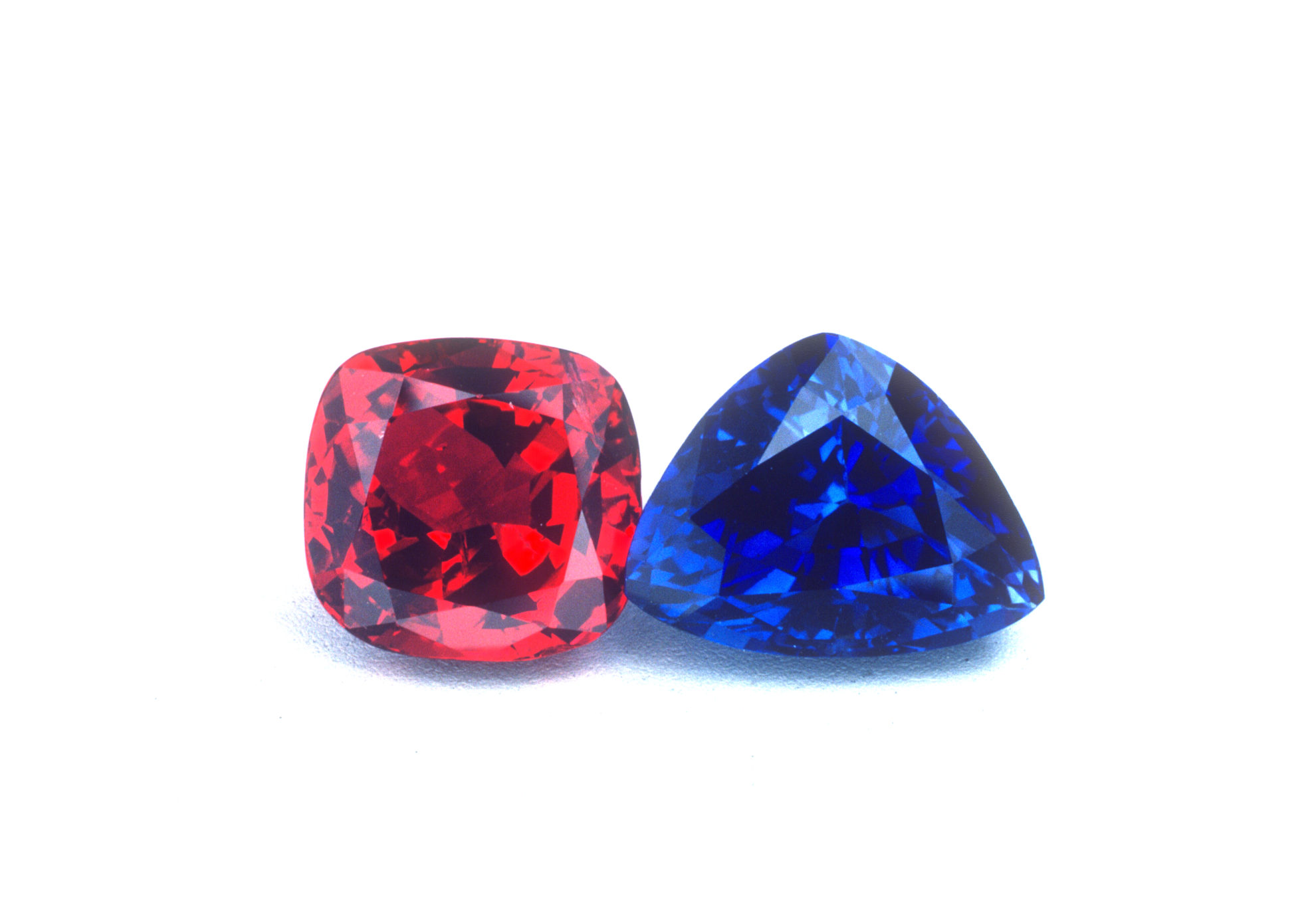 Gems and Jewelry: All Color Guide