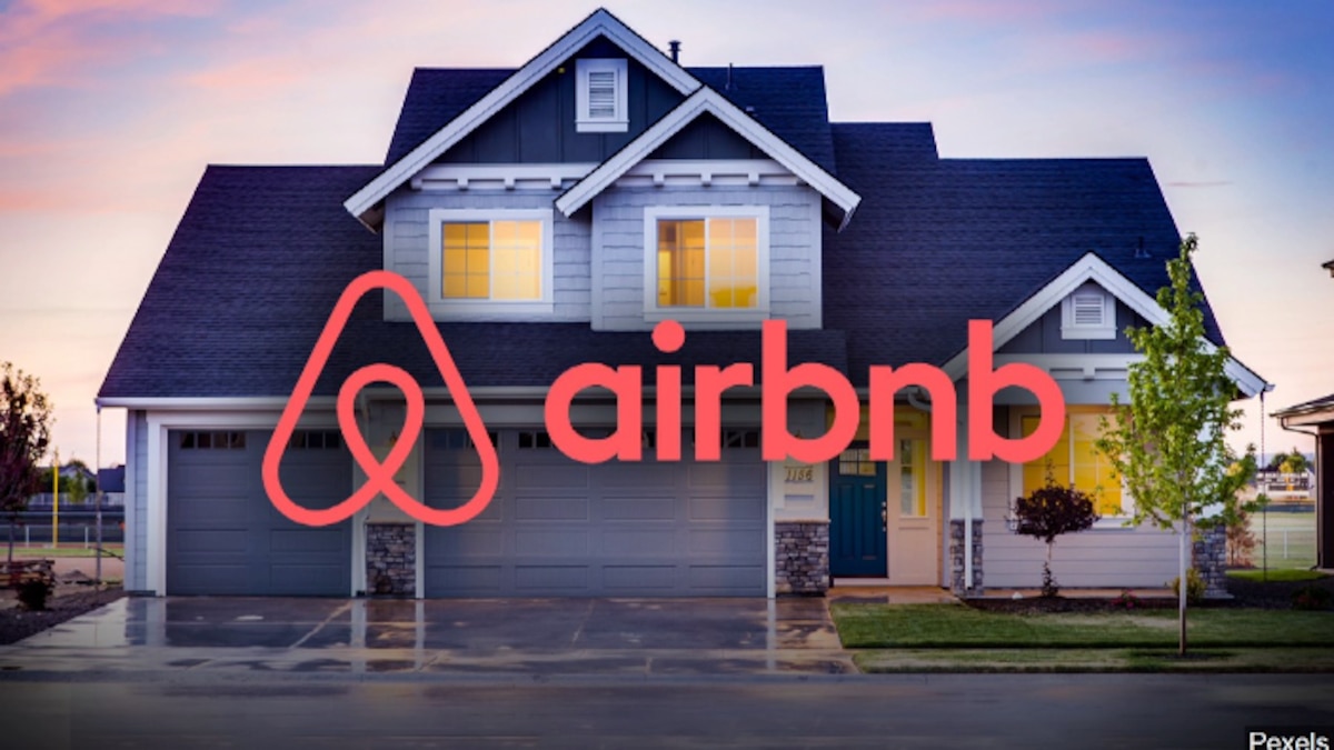 Outsourcing Customer Service for Airbnb Hosts: A Game-Changing Strategy for Success | BoostMyBNB