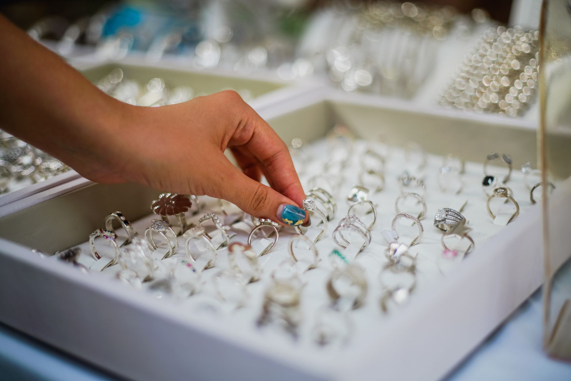 Birthstone Bonanza & Ethical Choices: Choosing an Ethical Engagement Ring with Symbolic Birthstone Meanings