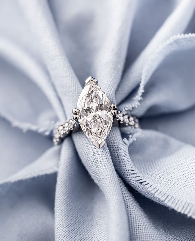 Dazzling Glamour: Exploring the World’s Most Expensive Celebrity Engagement Rings