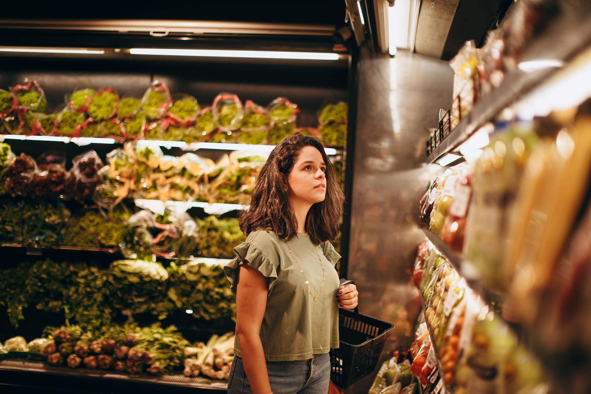 How To Make Healthy Nutrition Choices While Travelling