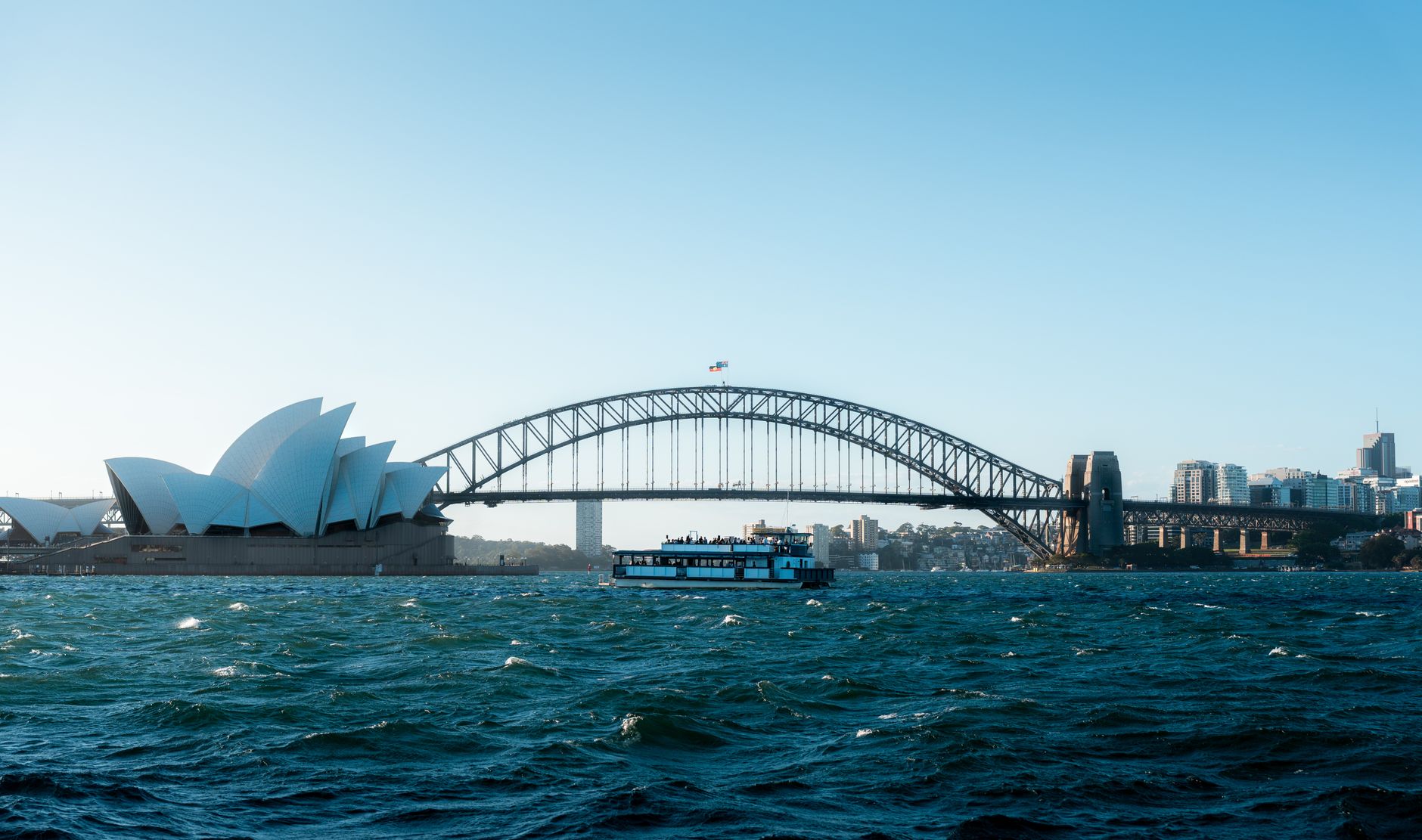 What are the best things to do in sydney cruises?