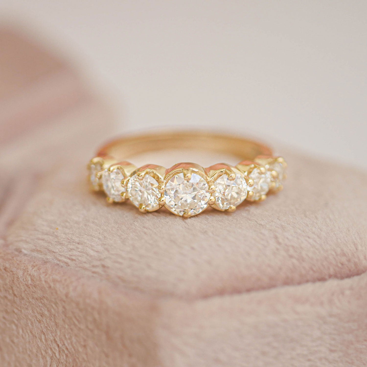 The Ring Bearer’s Big Day: Fun Ideas for Including Your Pet in Your Lab Grown Engagement Ring Proposal in London