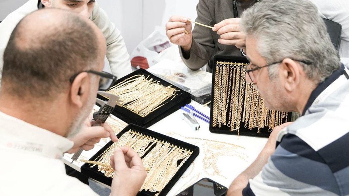 Dubai to Host Global Jewellery Fair in October - dubai jewellery fair