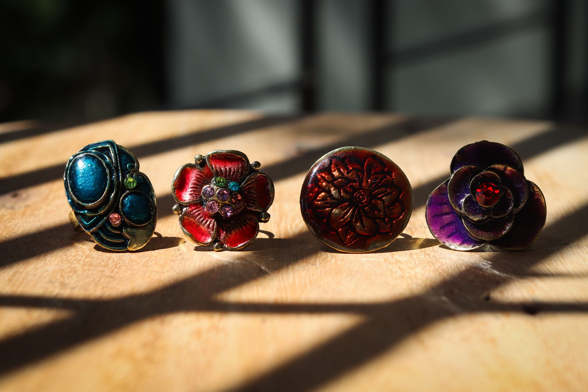 The Power of Colour Psychology: Choosing a Gemstone Ring to Uplift Your Mood