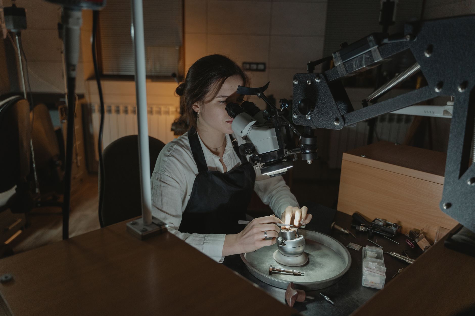 Manchester Jewelers Get Greener: Embracing Lab-Grown Diamonds for Eco-Conscious Clients