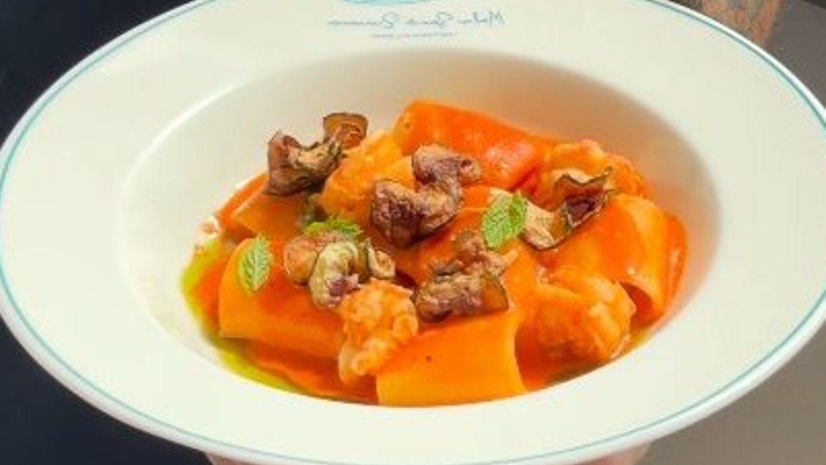 Sant'Erasmo Dock Offers Sea and Wine Tasting - sicilian wine tasting