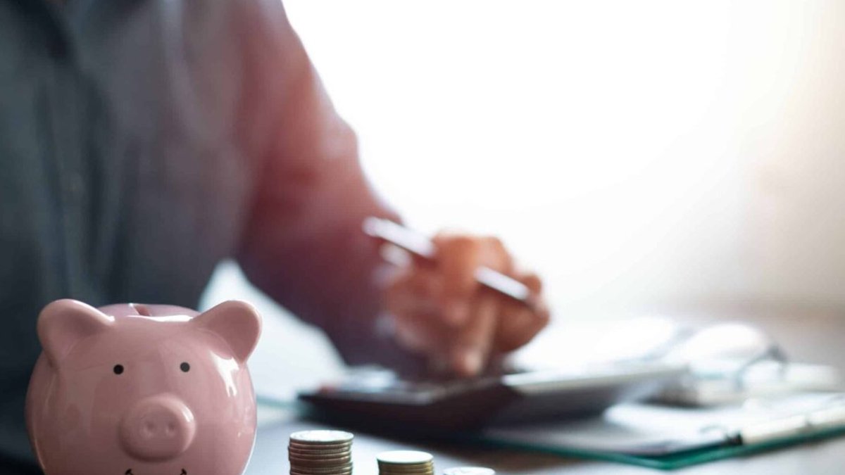 Super Trustee Deal Reignites Scrutiny - super trustee deal