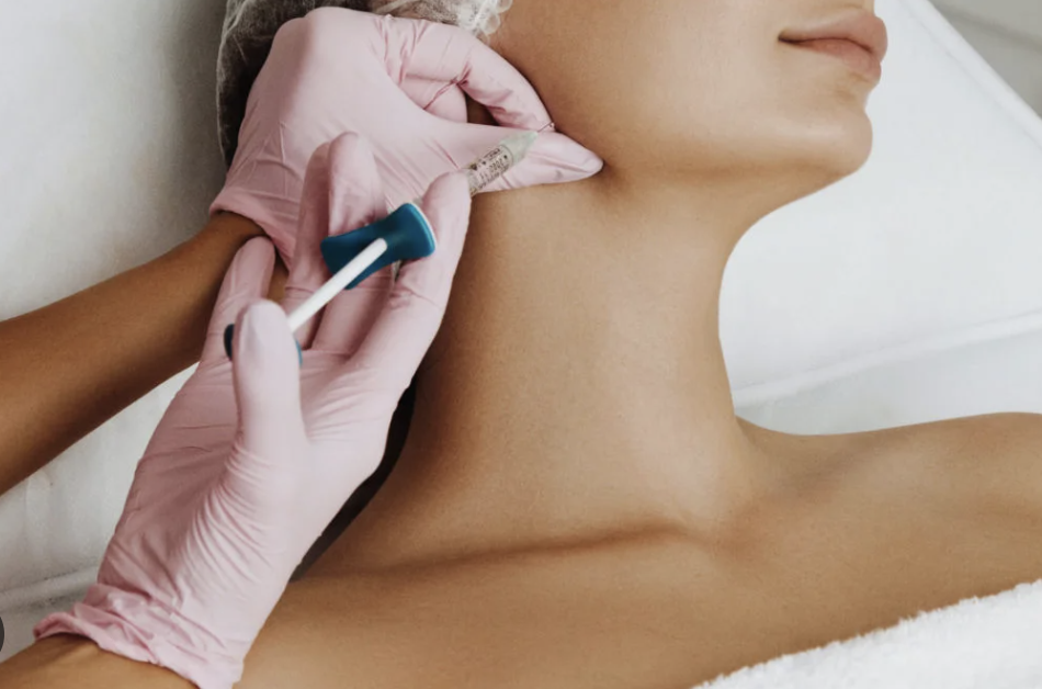 Dermal Fillers Explained: How They Restore Facial Volume Naturally