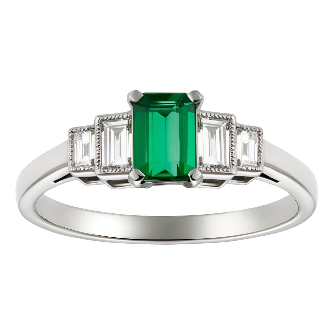 Greenwich Glitz: Maritime-Inspired Engagement Rings in London