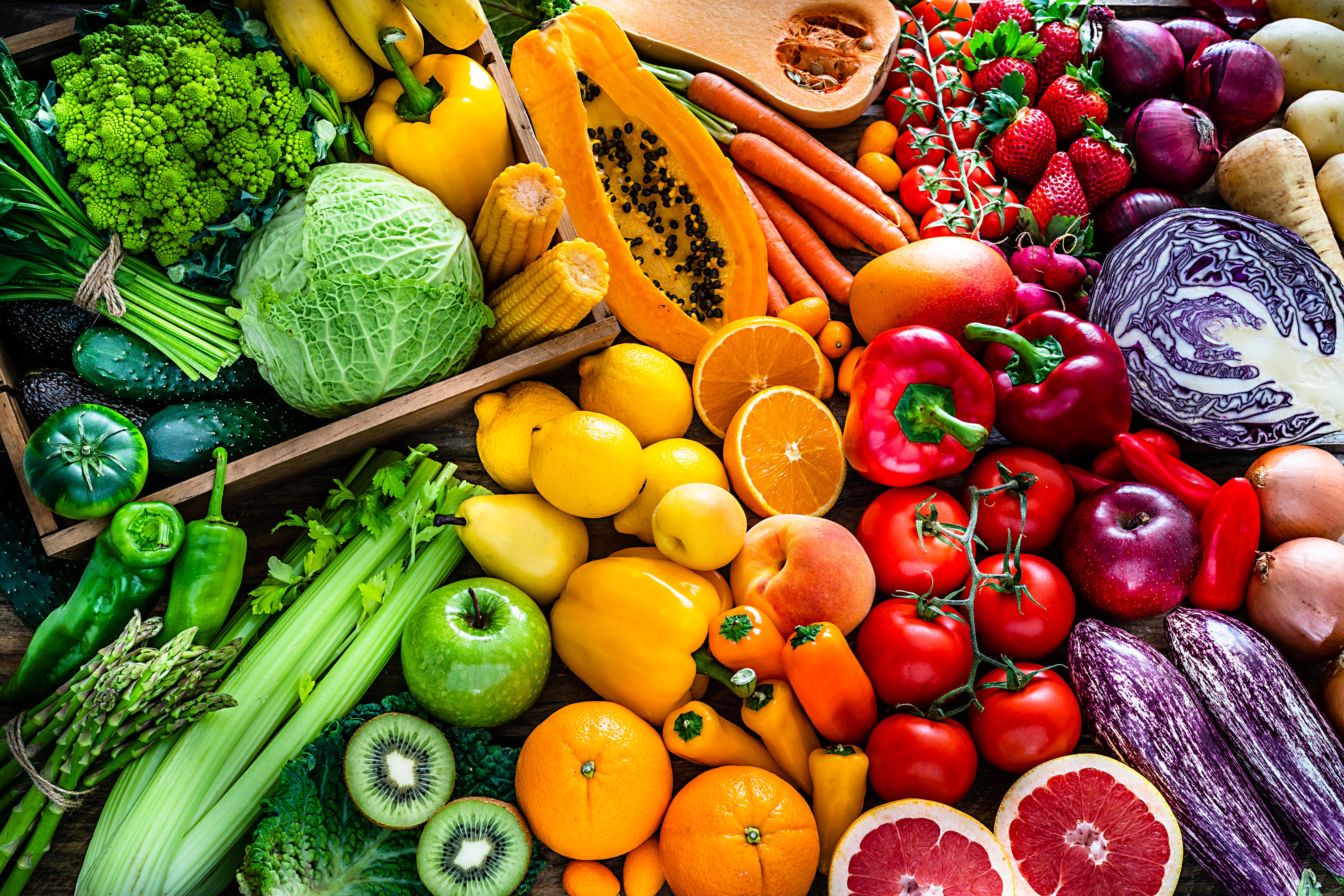 The Ultimate Guide to Eating Healthy on a Budget: Smart Grocery Hacks Revealed