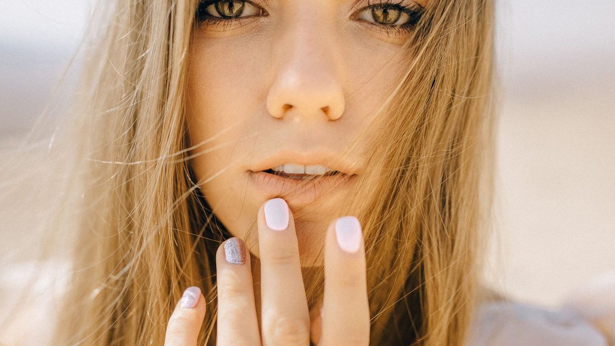 Five Beauty Trends That Marked Summer 2026 - beauty trends