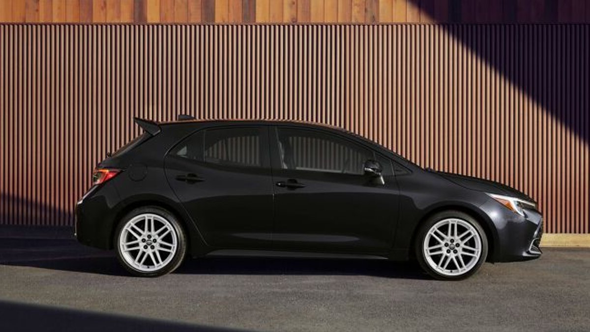 Toyota revamps Corolla hatchback with new tech features - corolla hatchback tech