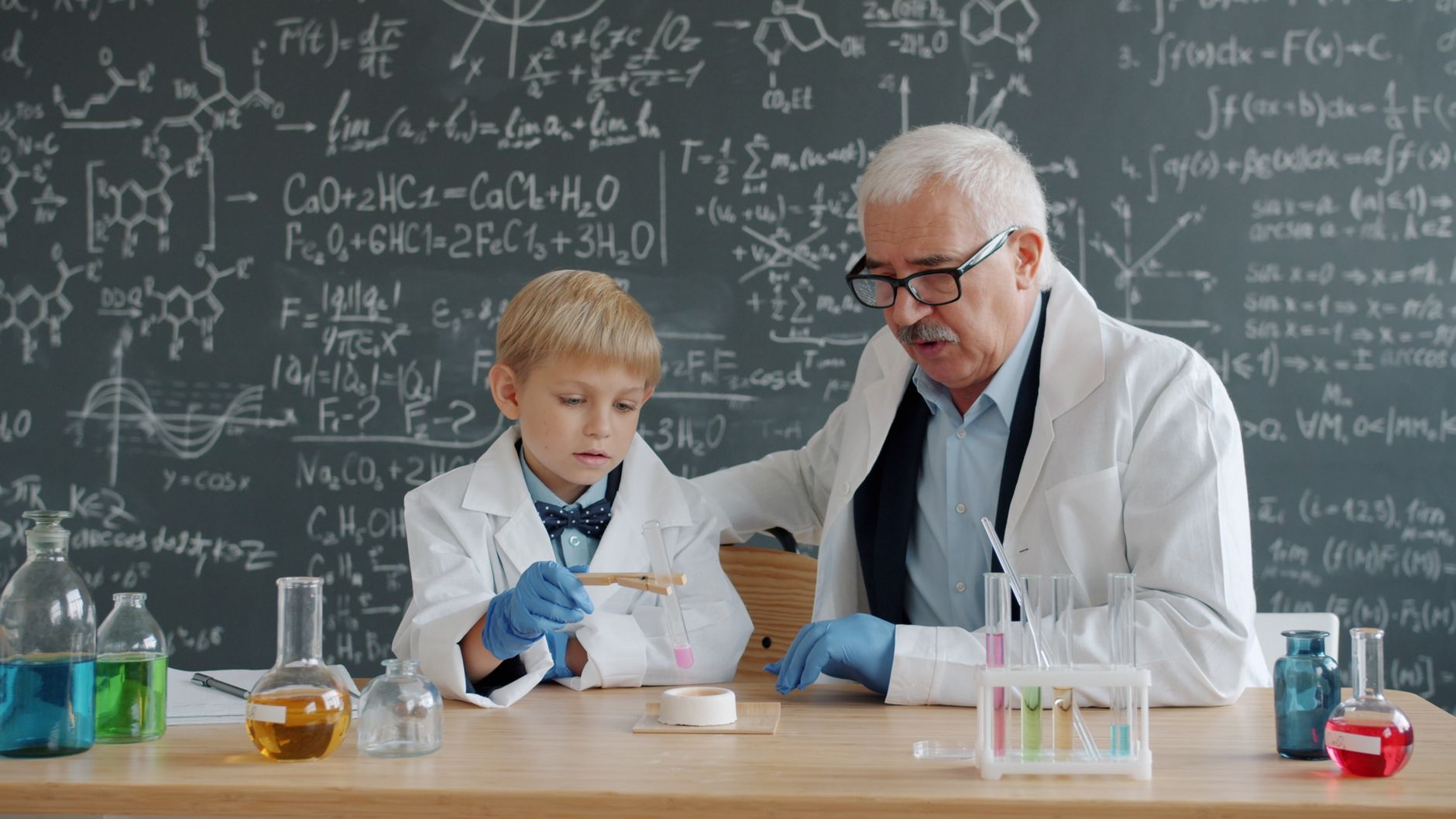 DNA testing: know who the father is