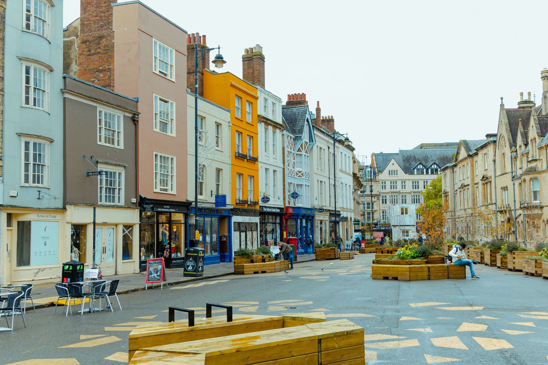 Court orders seizure of Oxford Street hotel