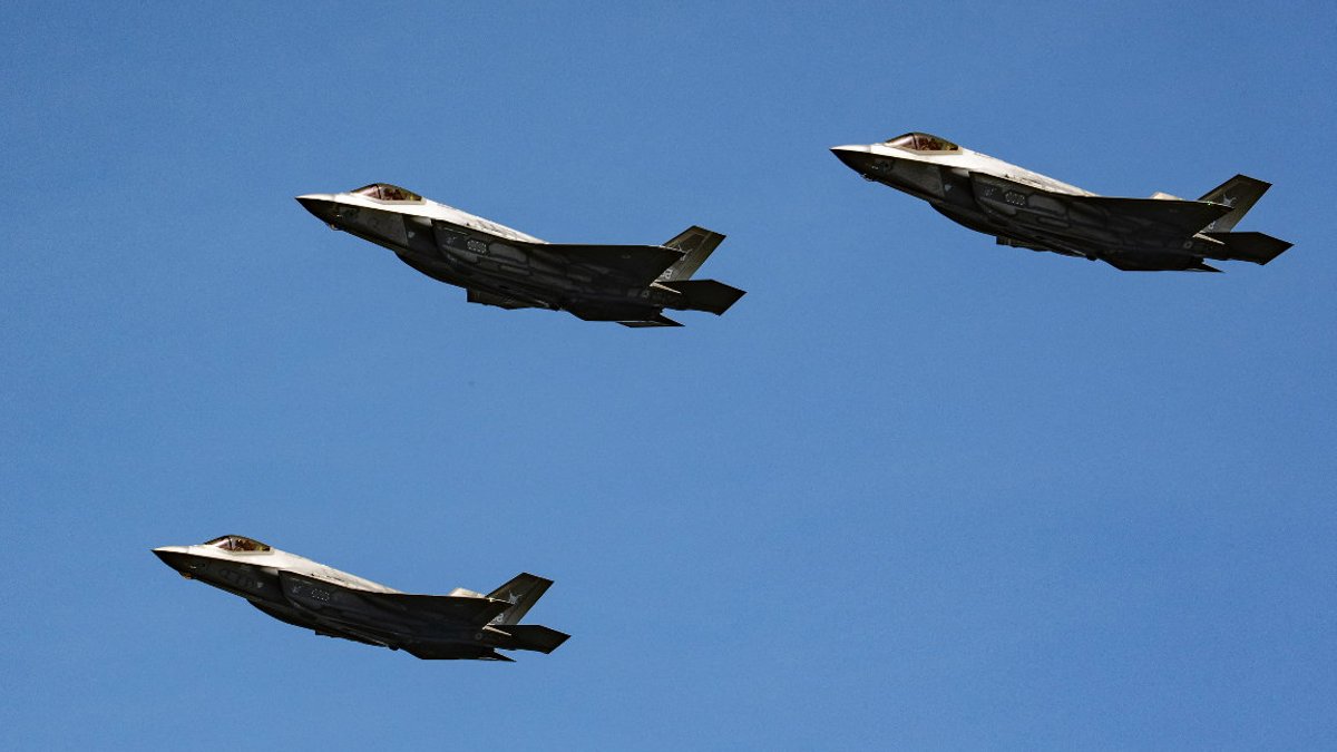 Global F-35 fleet hits one million flight hours