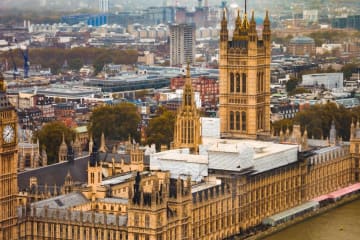 England pushes ahead with unlimited tourist tax