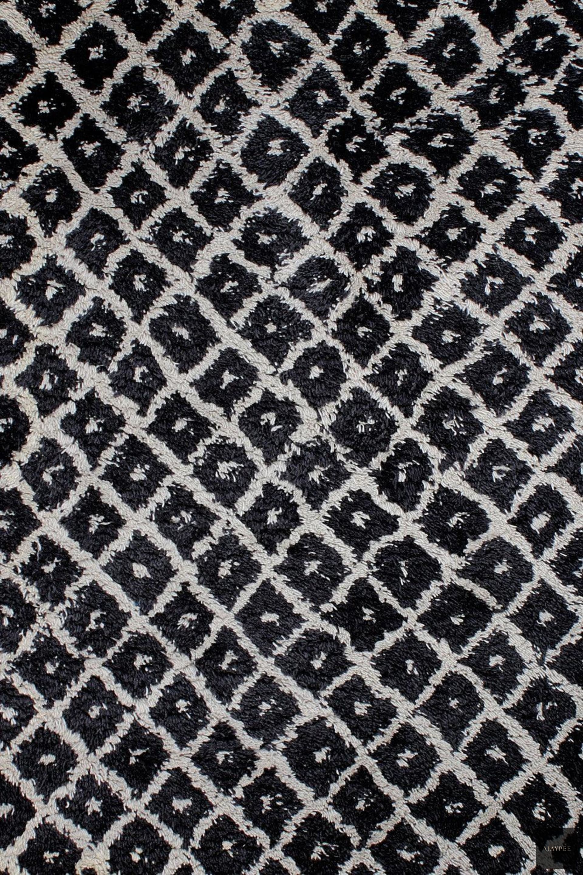 Wool HandTufted Carpet Cross - Cotton - Hand Knotted - Ajaypee Carpets (Thumbnail 4)